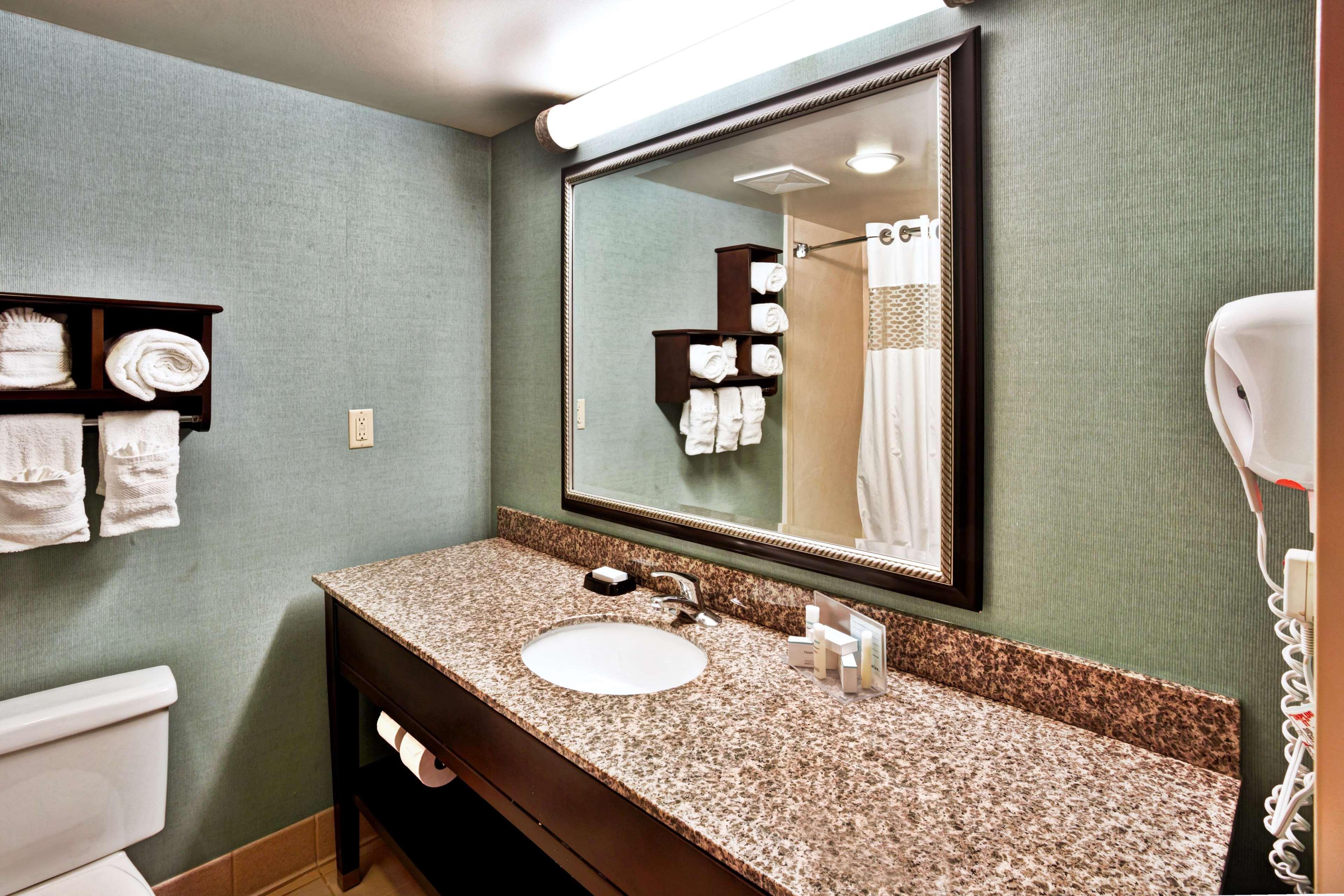 Hampton Inn Seekonk Eksteriør billede