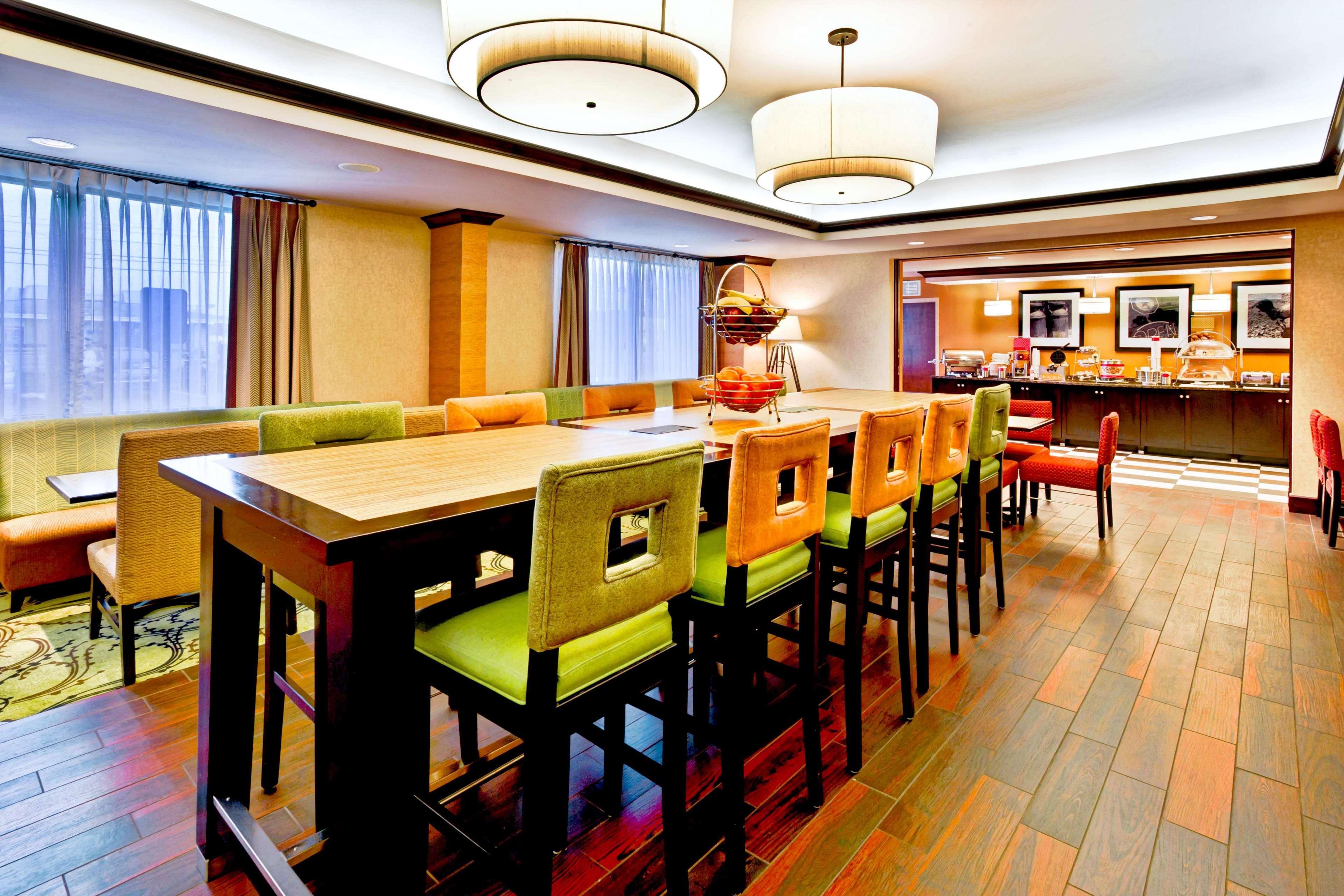 Hampton Inn Seekonk Eksteriør billede